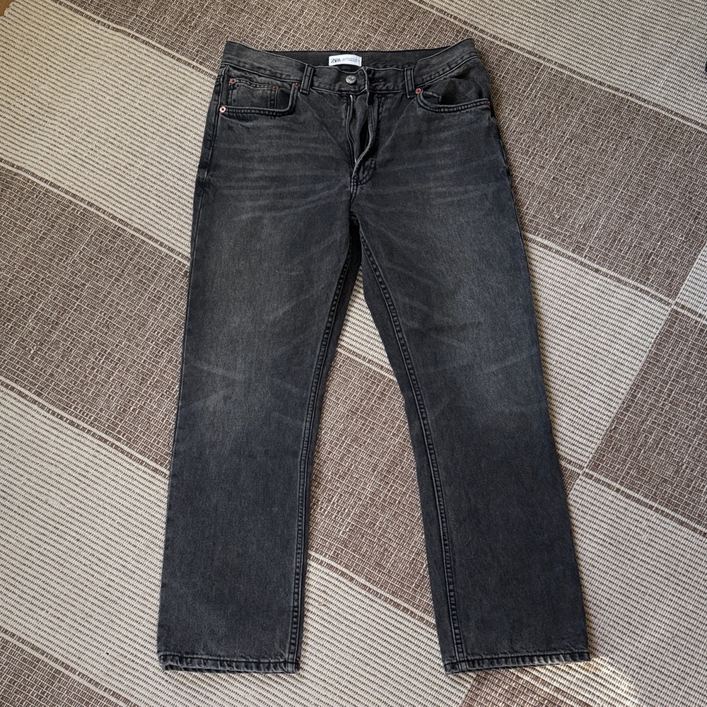 Zara TRF STRAIGHT LEG JEANS WITH A HIGH WAIST - 30/10